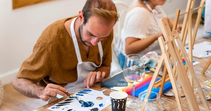 Things You Need to Know Before Your First Paint and Sip Experience