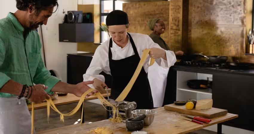 Pasta Making Class for Foodies: A Beginner’s Guide